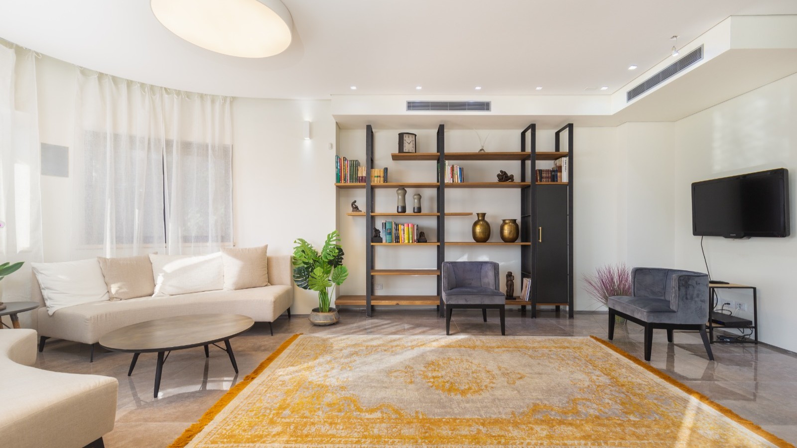 d01db19e76_e412060da3_living2nd-6.jpg