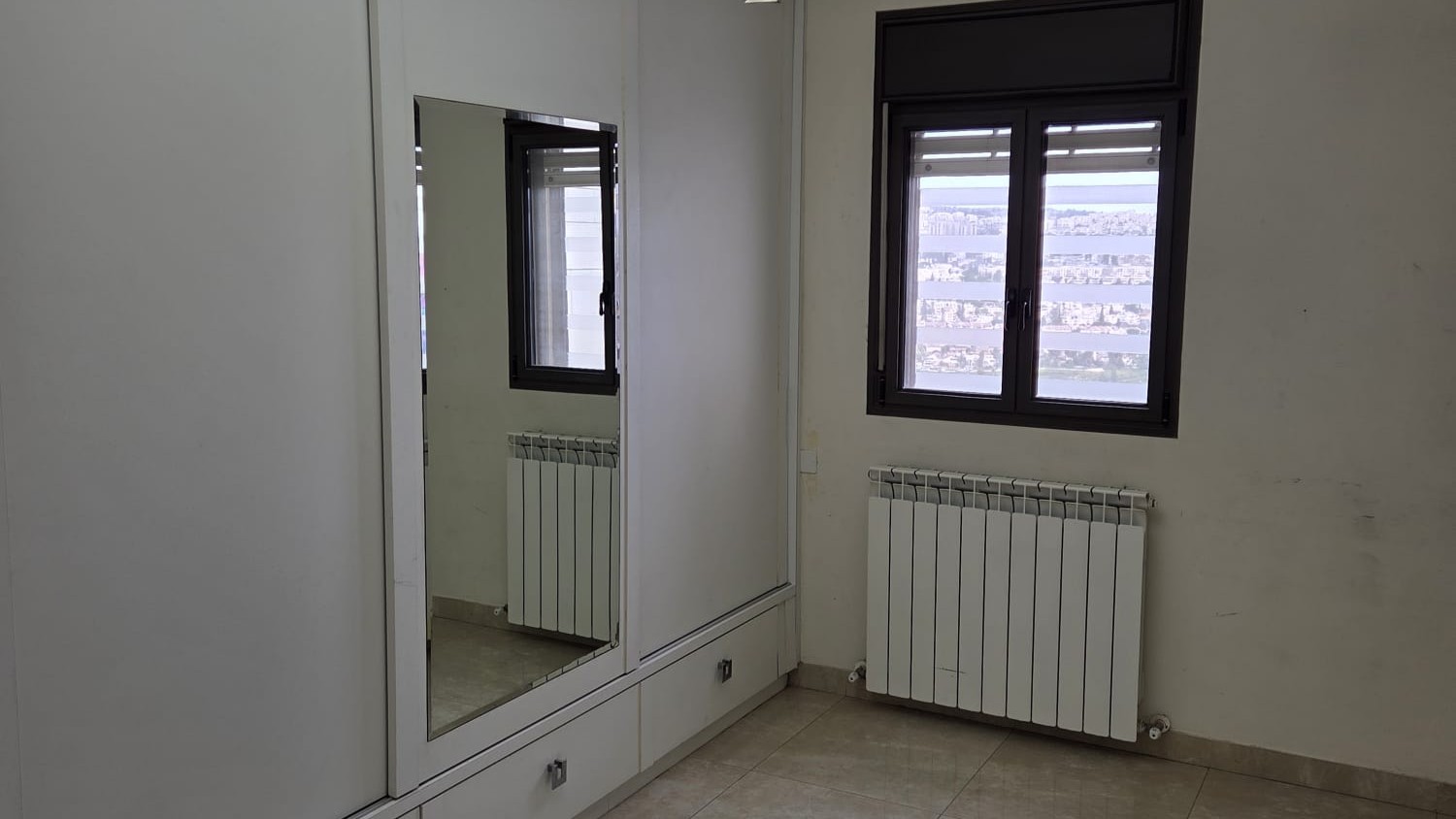 88af62cbd6_220ae88312_bedroom-3.jpg