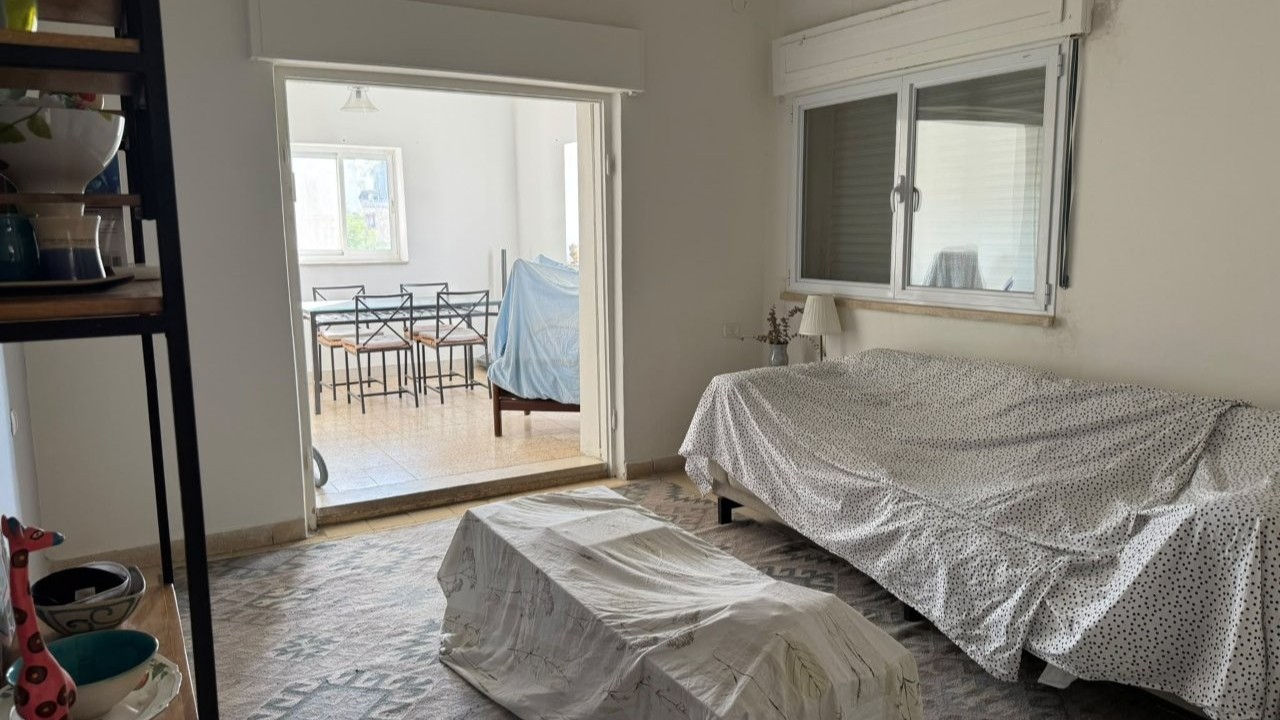 2e6316df5f_07ed161d40_living3rd-2.jpg